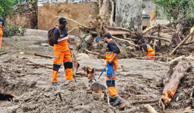 Pakistan’da şiddetli yağışlar sel ve heyelanlara yol açtı: 645 can kaybı