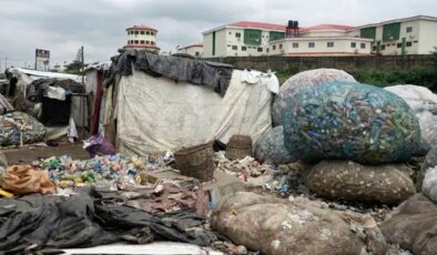 Plastik kirliliği Lagos’u teslim aldı, yasa uygulanamıyor