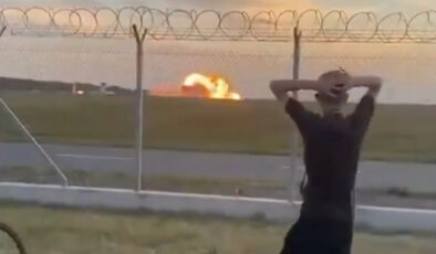 Polonya’da gösteri provası sırasında F-16 savaş uçağı düştü