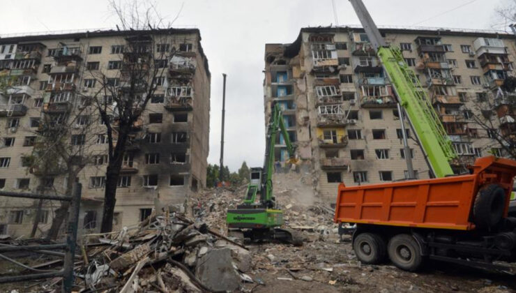 Rusya, Ukrayna eğitim merkezine saldırı düzenledi