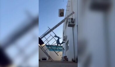 Şanlıurfa’da merdivenden düşen ustanın üzerine klima devrildi