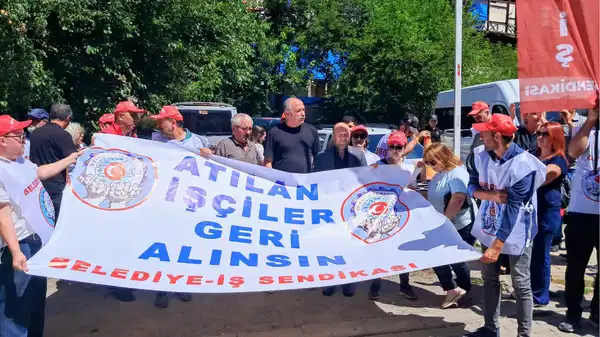 Şavşat’ta mahkeme kararıyla işe iade edilen işçilerin kurduğu çadırı polis kaldırdı