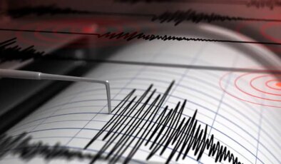 Sayısız artçı meydana geldi: Balıkesir Sındırgı’da bir şiddetli deprem daha!