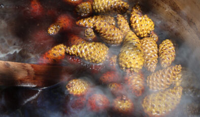 Sigara içenlere şifa: 7 saat kazanda pişiriliyor…