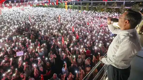 Son Dakika… Beyoğlu’nda seçim zaferi: CHP’nin yeni miting adresi belli oldu!