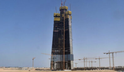 Suudi Arabistan’da inşa ediliyor: Dünyanın en yüksek binası rekora koşuyor