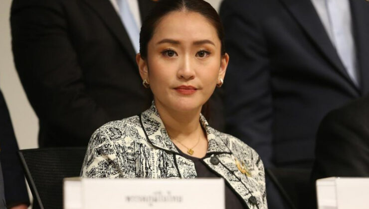 Tayland’da görevden uzaklaştırılmıştı: Başbakan görevden azledildi