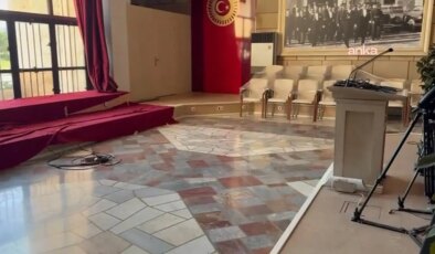 TBMM’de tadilat ve temizlik başladı: Basın toplantı salonundaki açıklamalar dışarıda yapılıyor