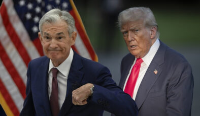 Trump yine Fed Başkanı Powell’ı hedef aldı: Tam bir ezik