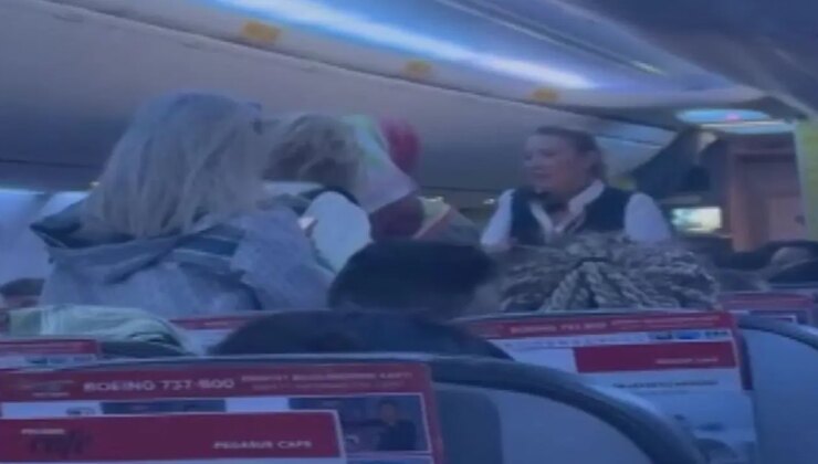 Uçakta ‘ayakta durma’ tartışması: Polis ekipleri ‘kural dışı yolcu prosedürü’nü uyguladı!