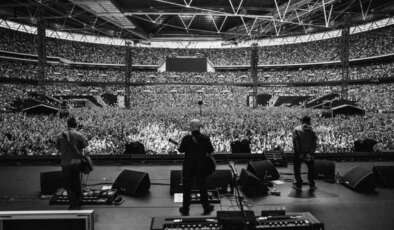 Ünlü grubun konserinde trajik olay: Bir kişi hayatını kaybetti