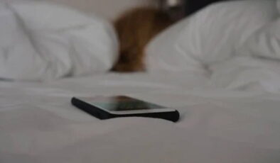 Uyurken cep telefonuna sızdılar, 628 bin TL dolandırdılar