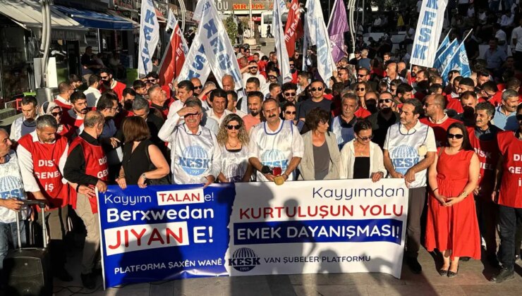 Van’da işten çıkarılan işçilerin eylemi 10’uncu gününde de sürüyor