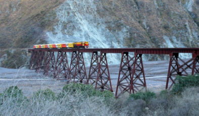 Vazgeçemeyeni çok: Dünyanın en tehlikeli tren yolculukları
