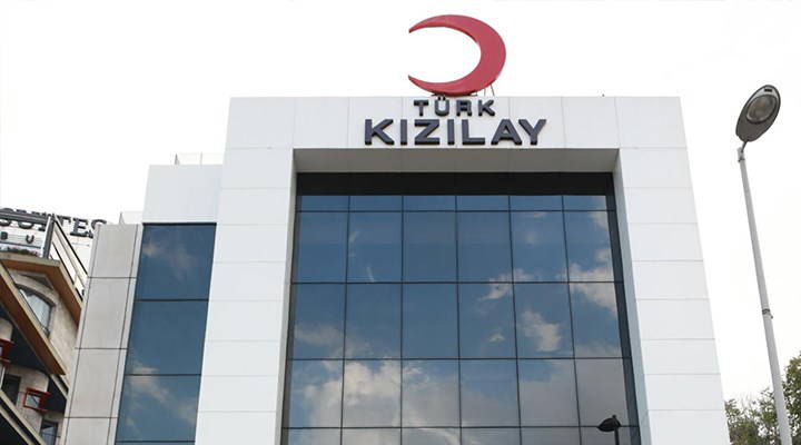 Yardım kuruluşundan ticari holdinge geçiş yapıldığı tartışmaları başladı:  Kızılay MÜSİAD’a mı emanet?
