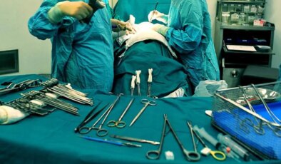 Yedikule Hastanesi’nde ‘bıçak parası’ skandalı! Milyonlarca liralık vurgun: Profesör dahil 11 kişiye 166 yıla kadar hapis talebi!