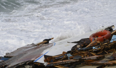 Yemen açıklarında göçmen teknesi alabora oldu: 55 ölü