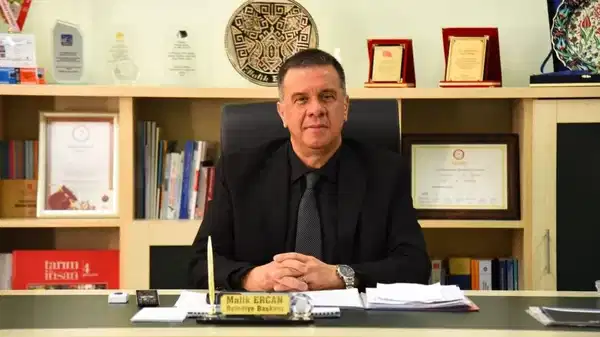 Yenipazar Belediye Başkanı Malik Ercan kimdir? Yenipazar Belediye Başkanı Malik Ercan AKP’ye geçti mi?