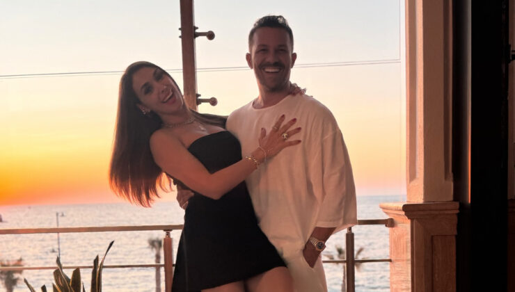 Zuhal Topal tatilden bikinili poz paylaştı! ‘Yaş 48, yanlış anlaşılmasın’