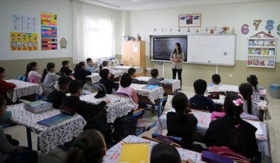 18 milyon öğrenci için ilk ders zili çaldı!