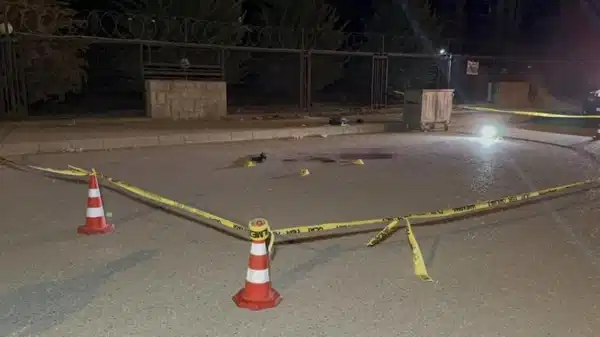 22 yaşındaki genç sokak ortasında vurulmuş halde bulundu!