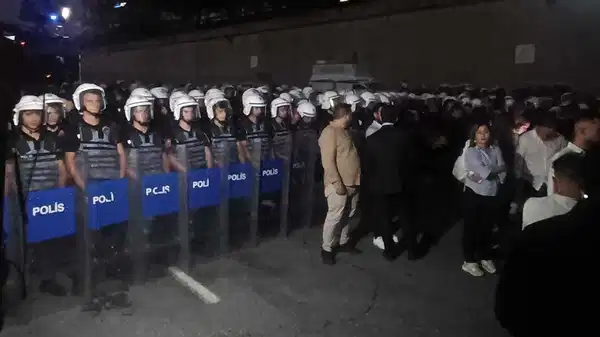 24 sosyal medya kullanıcısına soruşturma: 14 gözaltı