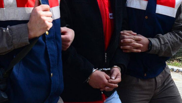 31 yıl 7 ay hapisle aranıyordu: Ailesinin evinde yakalandı!