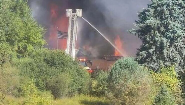 ABD’de kiliseye silahlı saldırı: Çok sayıda yaralı, kilisede yangın çıktı!