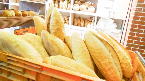 Adana’da halk ekmek 10 TL oldu