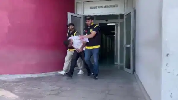 Adana’da masaj salonuna fuhuş baskını!