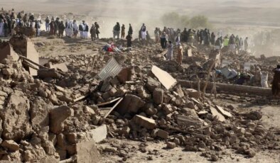 Afganistan’da yıkıcı deprem: 800’den fazla ölü, binlerce yaralı…