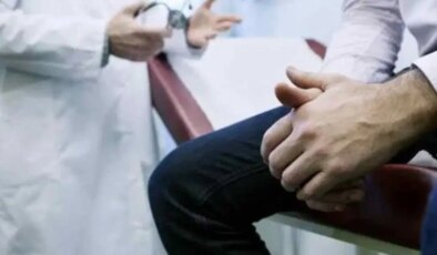 Ailesinde kanser geçmişi olan erkekler risk altında