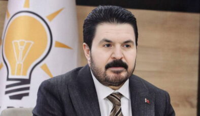 AKP’li Savcı Sayan’dan partisine: Aklınızı başınıza alın, CHP ile yatıp kalkarak yol alamazsınız