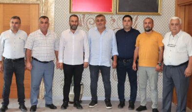 Aksu’da 6 CHP’li meclis üyesi partisinden istifa etti