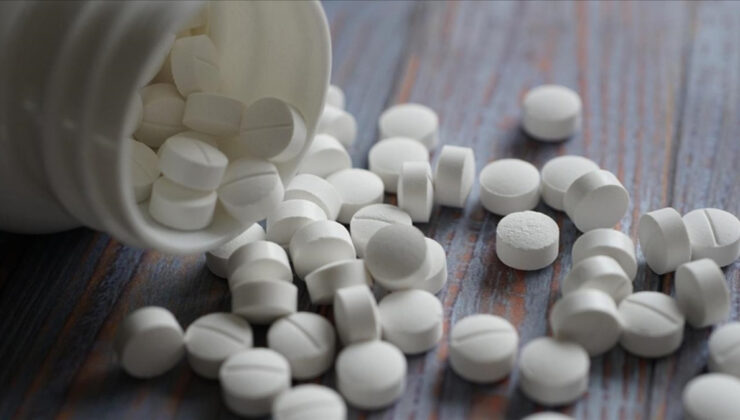 Alman ilaç şirketlerinden Trump’ın yüzde 100’lük ilaç tarifesine itiraz