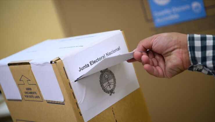 Arjantin’deki eyalet seçimlerini muhalefet “büyük” farkla kazandı