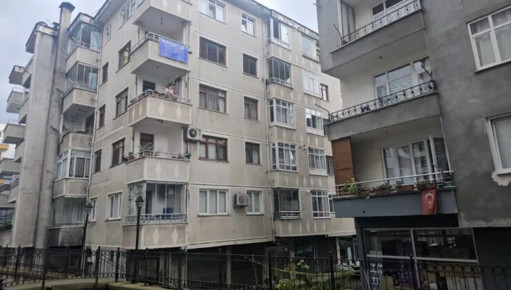 Artvin’de feci ölüm… 10 günlük bebek 5. kattan düştü!