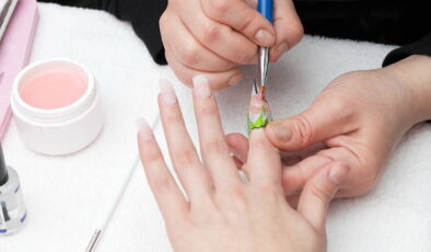 Avrupa Birliği’nden jel tırnak yasağı