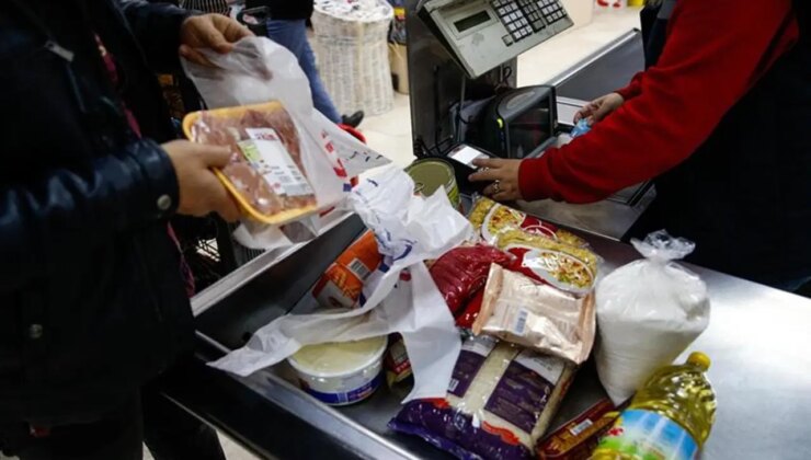 Bakan Bolat’tan yeşil ışık: Marketler pazar günleri kapalı mı olacak?