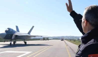 Bakan Fidan ‘üretim başlayamayacak’ demişti, Savunma Bakanı ‘Gecikme yok, süreç planlandığı şekilde’ dedi