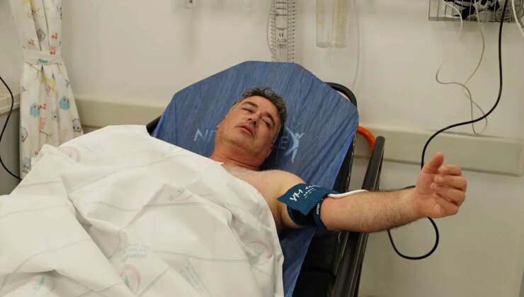 Biber gazından etkilenen CHP Hatay Milletvekili Servet Mullaoğlu hastaneye kaldırıldı