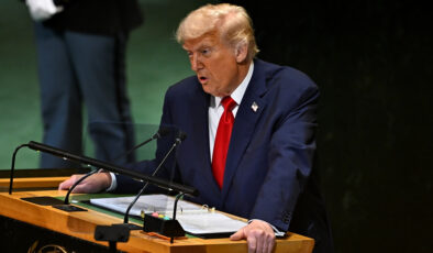 BM, Trump’ın yaşadığı yürüyen merdiven arızasına ABD heyetinin neden olduğu öne sürdü