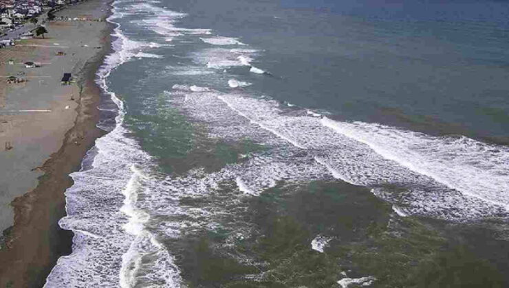 Bu ilçelerde yaşayanlar dikkat: 2 gün denize girmek yasaklandı!