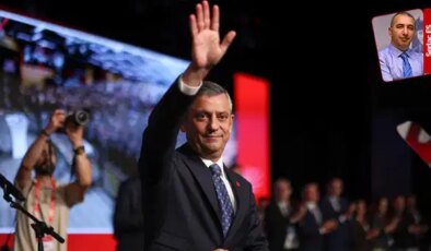 CHP 5 ay arayla ikinci olağanüstü kurultayını topladı, yargıya gerekçe olan önceki süreci sıfırladı: Özel direnişi ve muhalefeti büyütüyor