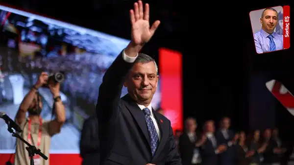 CHP 5 ay arayla ikinci olağanüstü kurultayını topladı, yargıya gerekçe olan önceki süreci sıfırladı: Özel direnişi ve muhalefeti büyütüyor