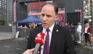 CHP İstanbul İl Başkanlığı polis ablukasında… Deniz Yavuzyılmaz: ‘Burada adeta bir sinir oyunu oynadılar!’