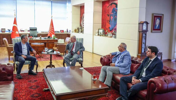 CHP lideri Özel, heyecanlı İtalya-Türkiye finalini Cumhuriyet’le izledi: ‘Tarihi bir başarı, hiç üzülmesinler’