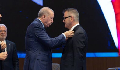 CHP’den AKP’ye geçen Hasan Ustaoğlu telefonlarını açtı: ‘Bu kararı ülkemizin istikrarı adına verdim’