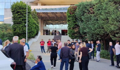 CHP’den Bayrampaşa Belediyesi operasyonuna peş peşe tepki: ‘Açıkça darbe girişimi, sandıksız Türkiye hayali!’