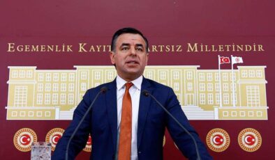 CHP’den ihraç edilen Barış Yarkadaş kimdir? Barış Yarkadaş kaç yaşında, nereli?